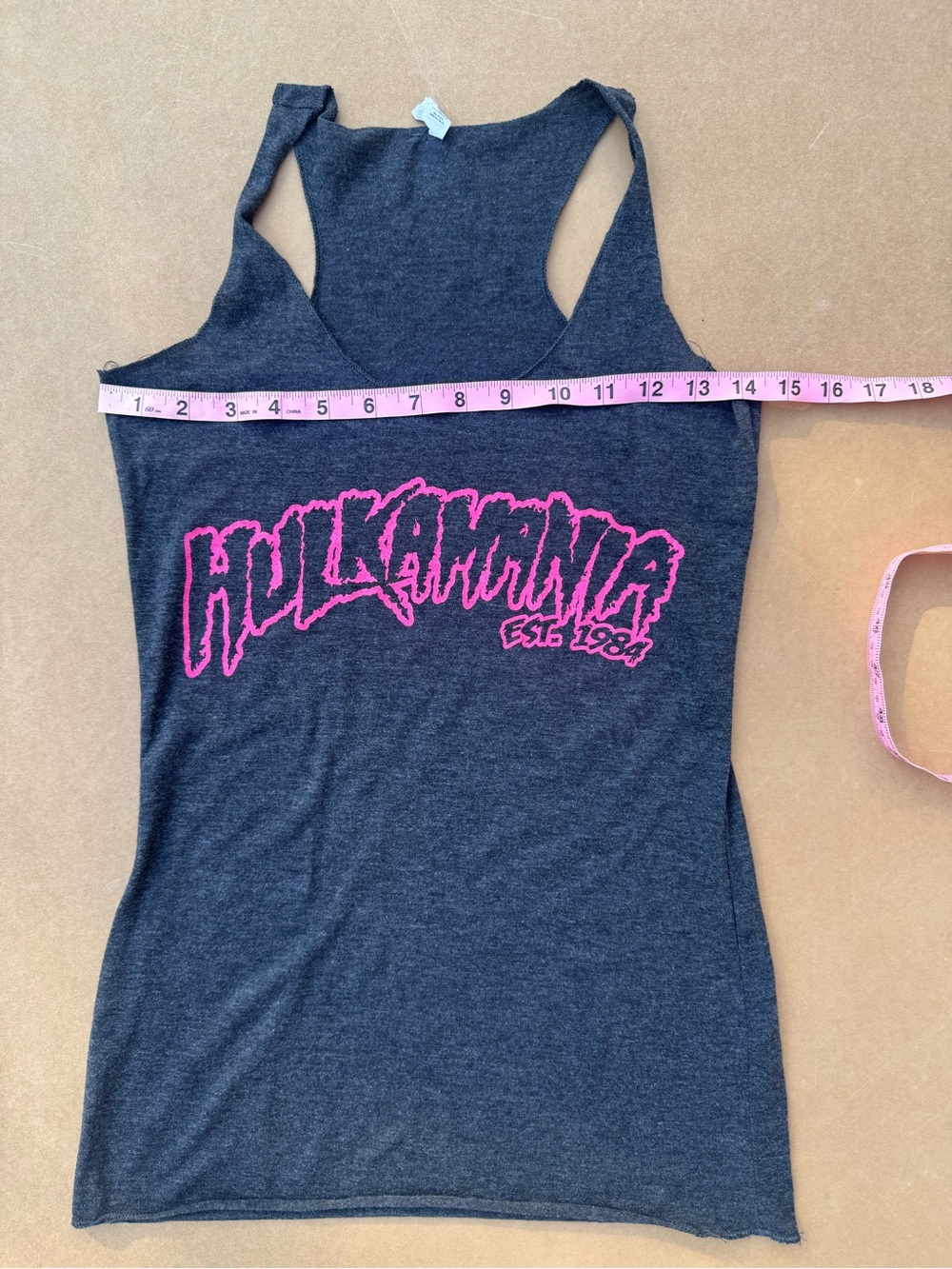 Hulkamania Graphic Tank Top Women’s Medium Racerback Workout Gym Shirt - Picture 5 of 8